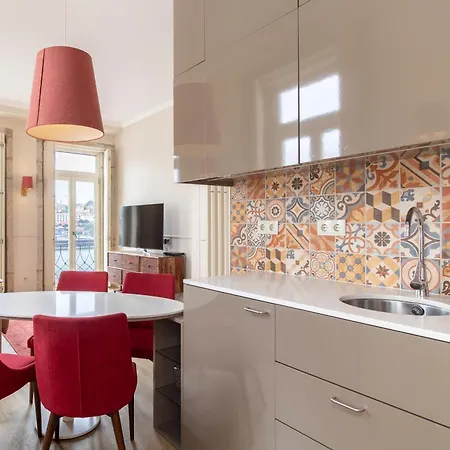 Apartment - River Front *