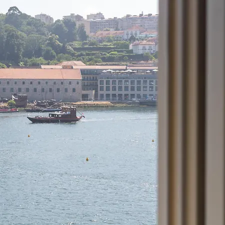 Apartment - River Front *