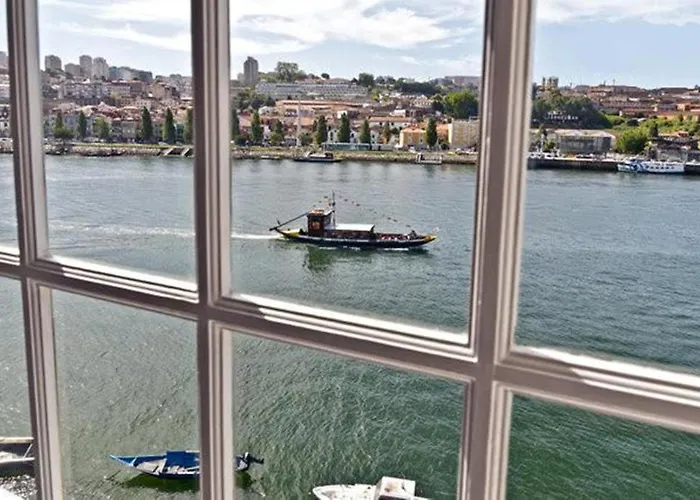 - River Front Apartment