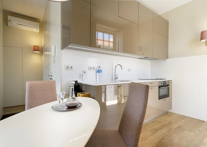 أوبورتو هوم - ريفر فرونت