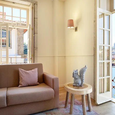 Apartman - River Front *